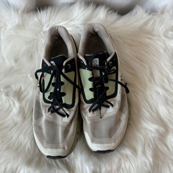 On‎ Cloud Stratus White/black/Green Running Shoes Sz 11 main image 10